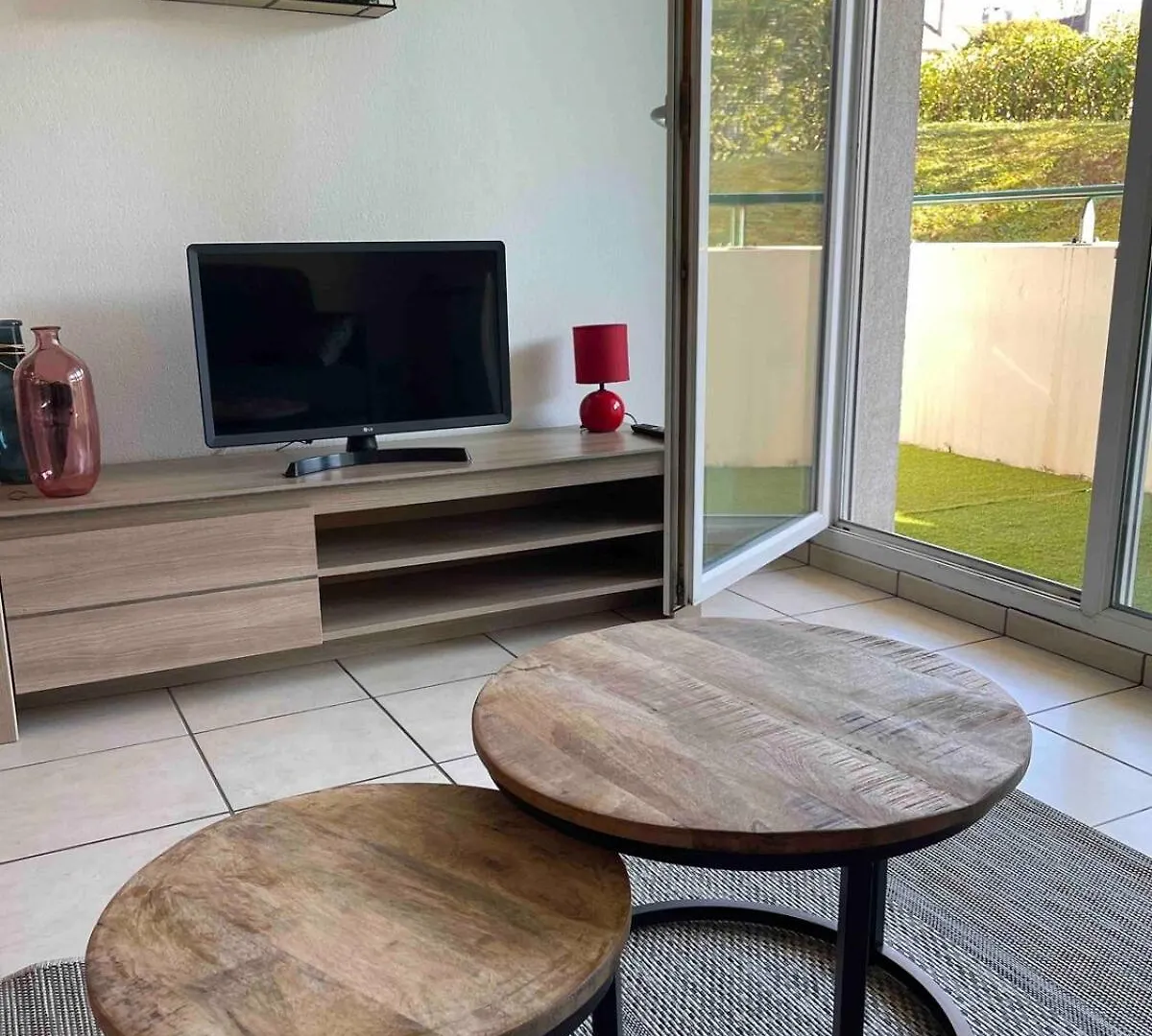 Apartment Zenbnb / Leman / Garage /Balcon/ Piscine Annemasse France